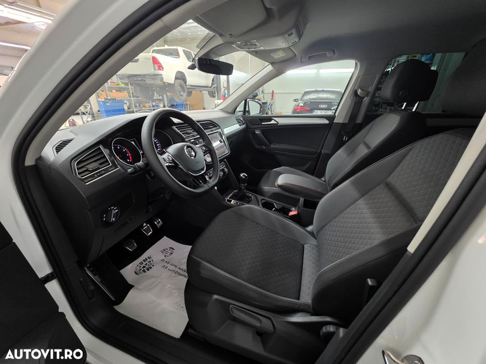 Volkswagen Tiguan - 20