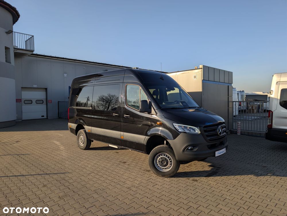 Mercedes-Benz Sprinter - 1