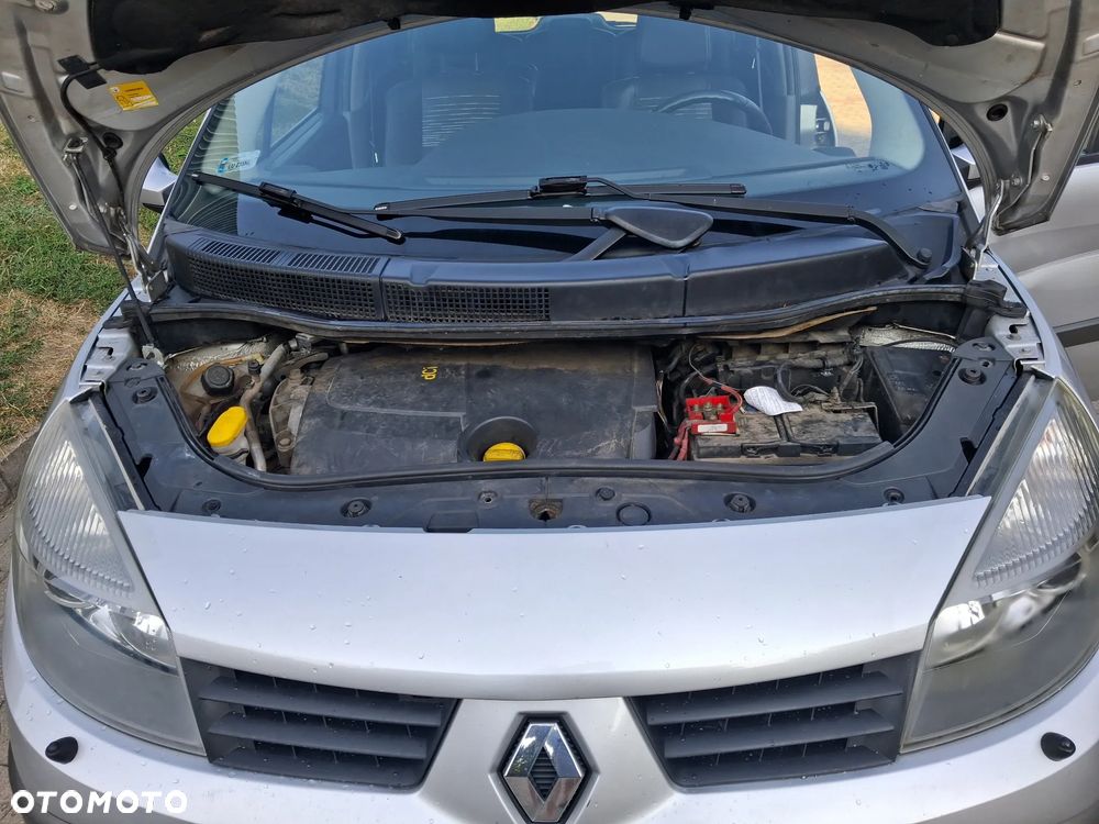 Renault Scenic 1.9 dCi Confort Expression - 25