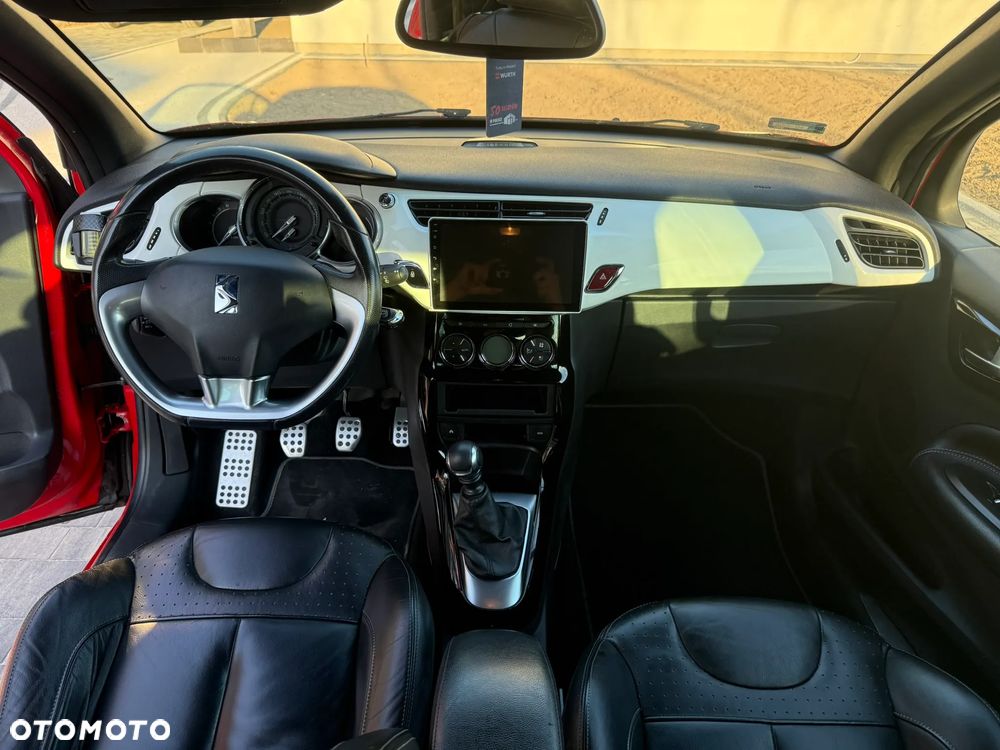 Citroën DS3 1.6 THP SportChic - 10