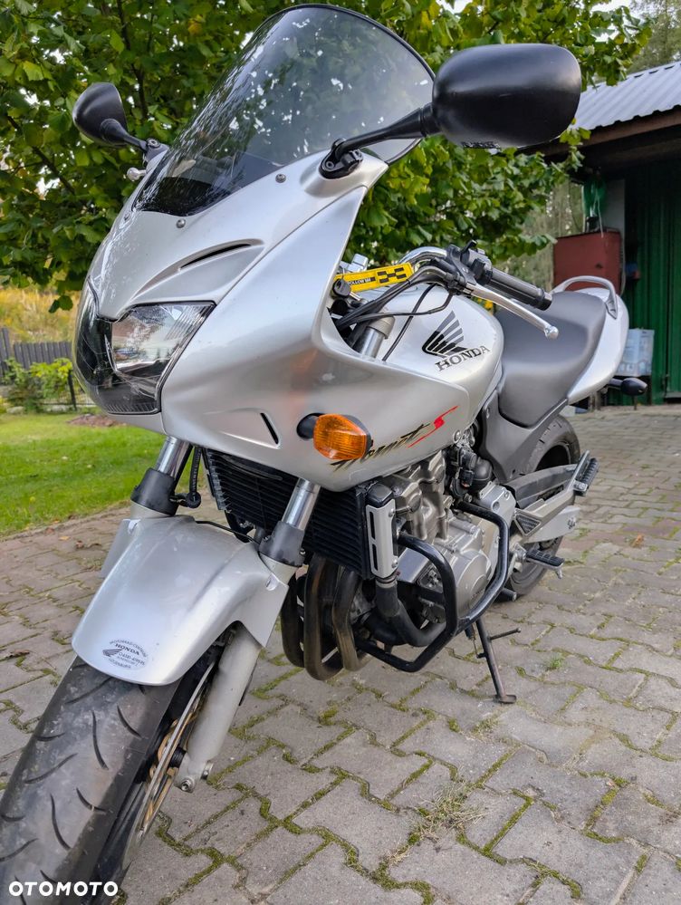 Honda Hornet - 29