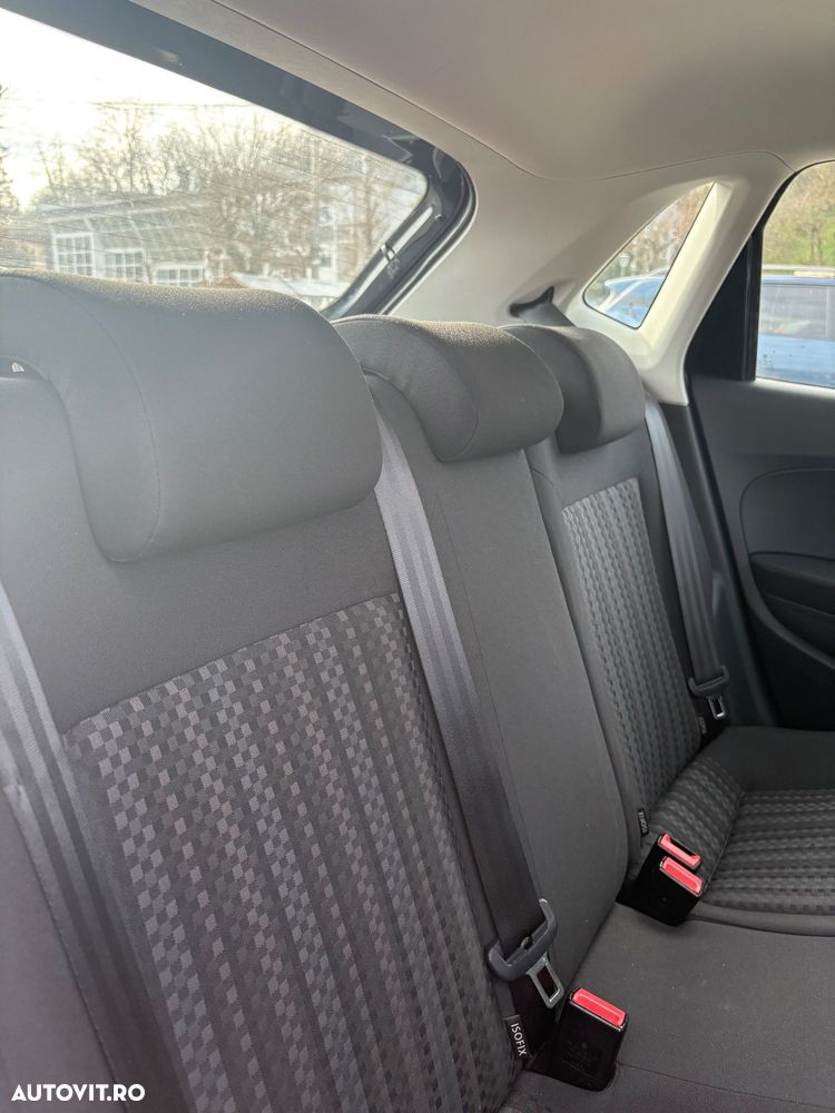 Volkswagen Polo - 15