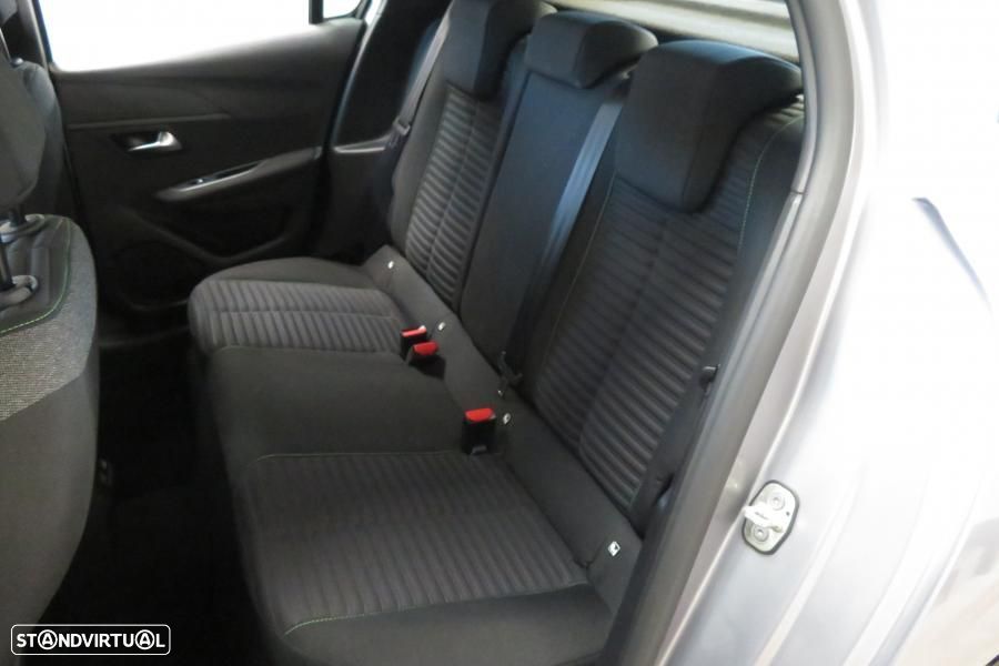 Peugeot e-208 50 kWh Active Pack - 12