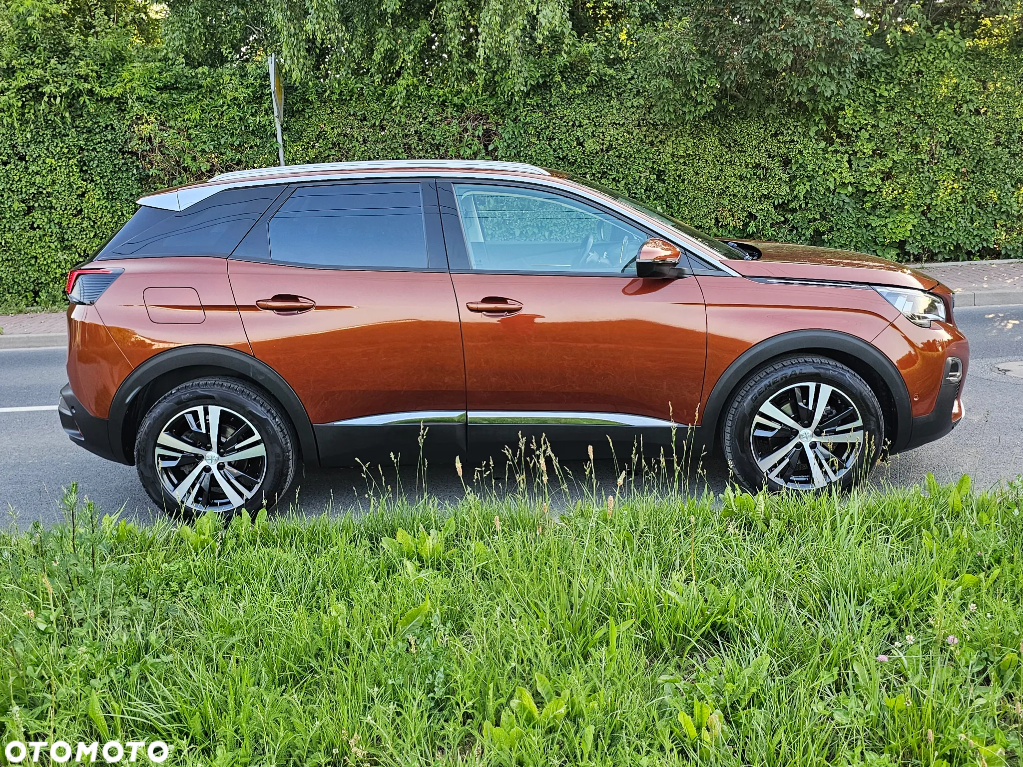 Peugeot 3008 PureTech 130 Stop & Start GPF Allure - 10