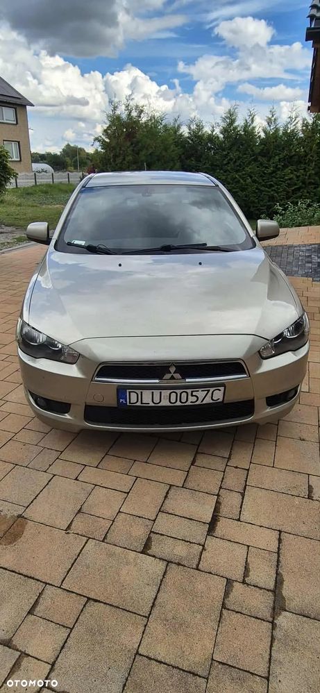 Mitsubishi Lancer - 9