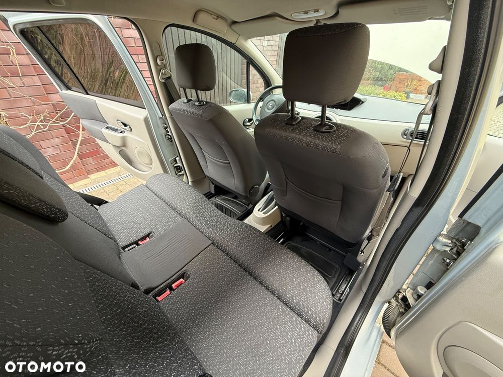 Renault Modus 1.6 16V ESP Dynamique - 21