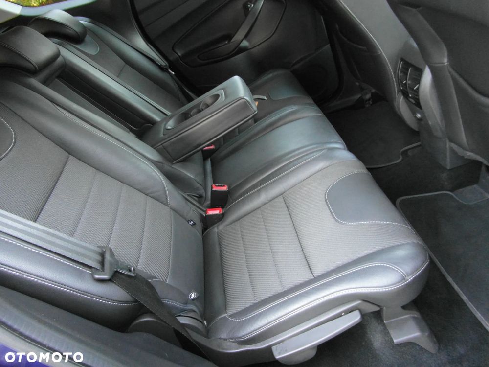 Ford Kuga 2.0 TDCi 2x4 Titanium - 31