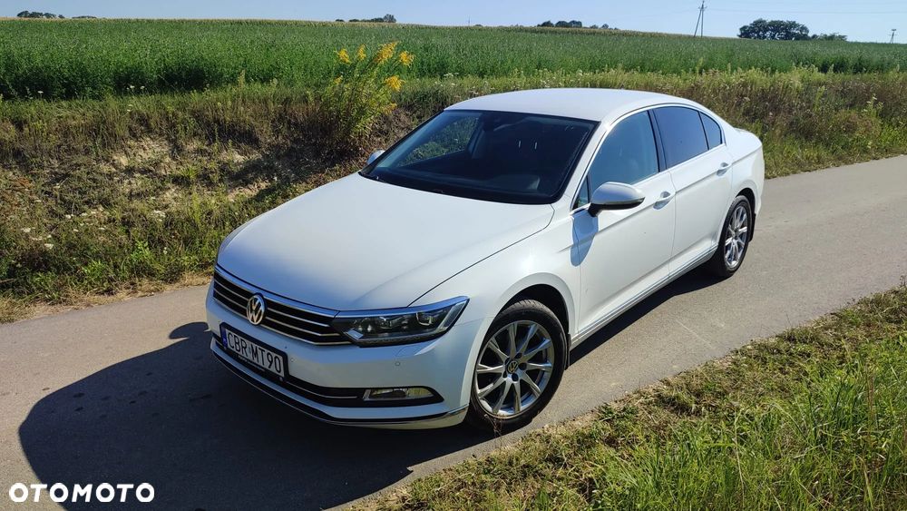 Volkswagen Passat 1.8 TSI BMT Highline - 23