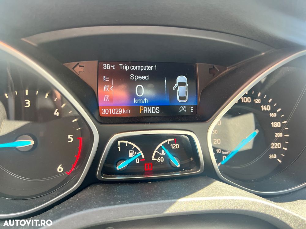 Ford Kuga - 14