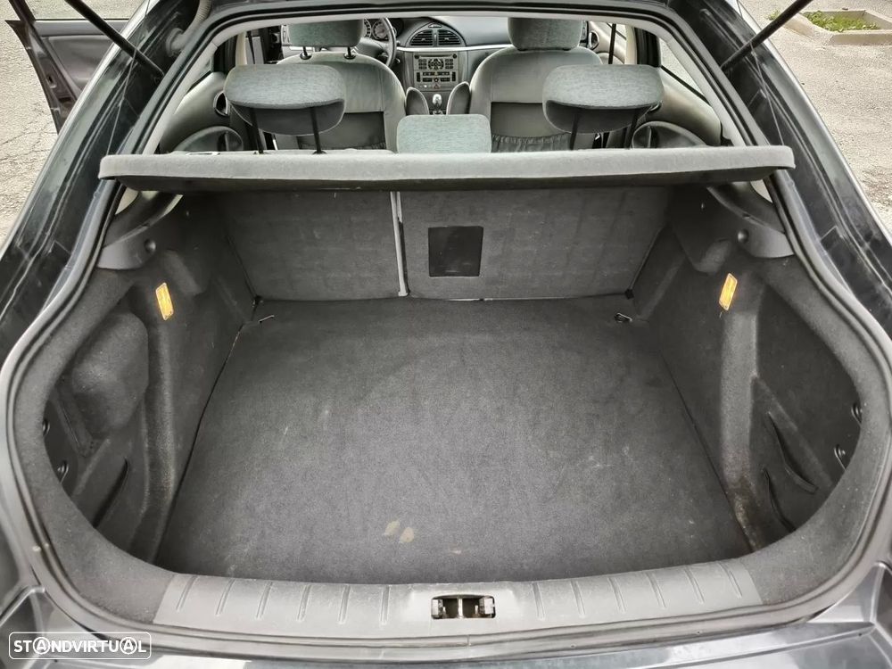 Citroën C5 1.6 HDi Business Airdream - 32