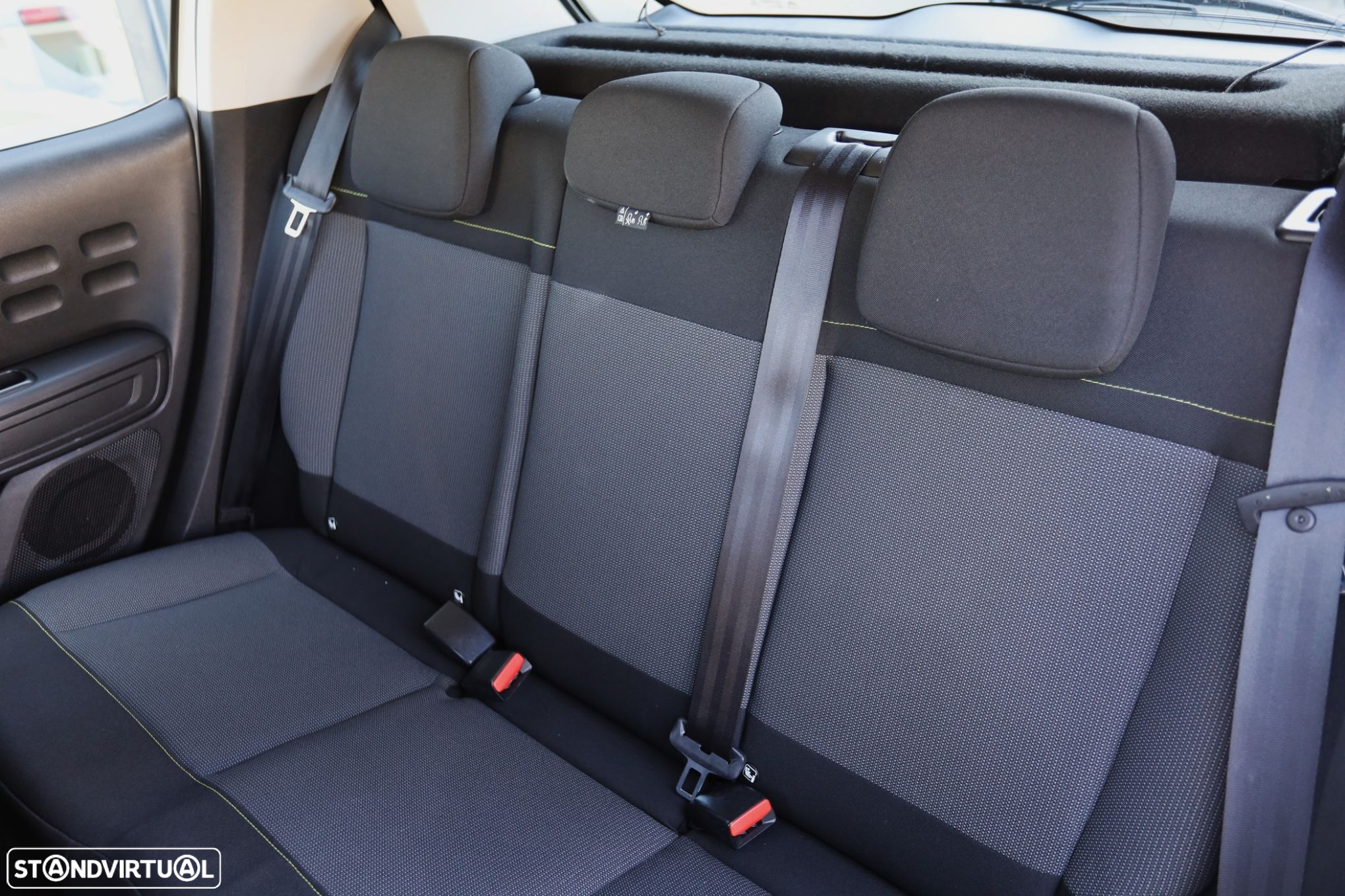 Citroën C3 1.2 PureTech Shine - 20