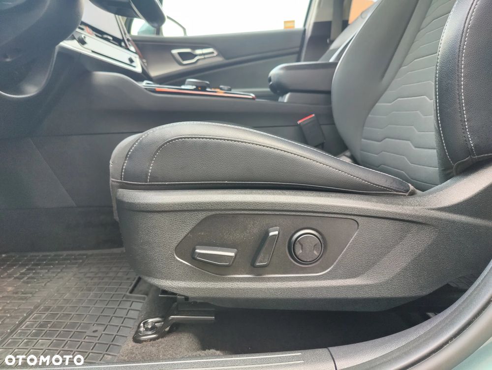 Kia Sportage 1.6 T-GDI HEV Business Line 2WD - 17