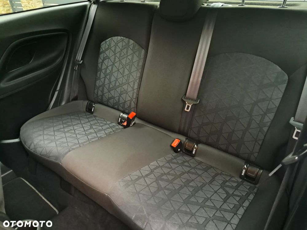 Opel Corsa 1.4 120 Jahre - 10