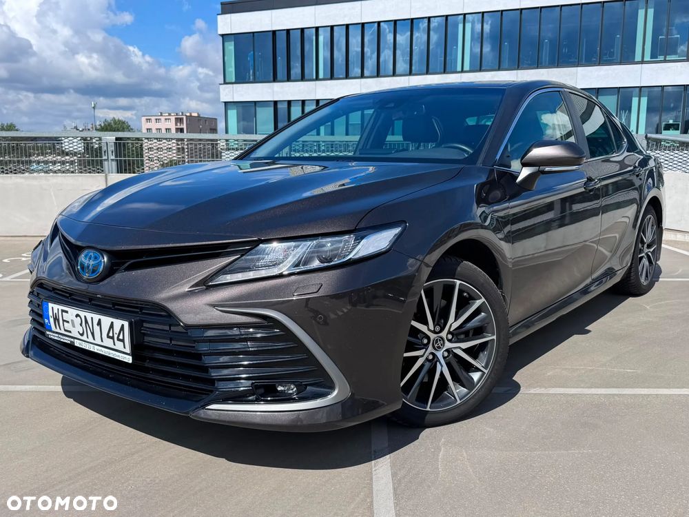 Toyota Camry 2.5 Hybrid Prestige CVT - 2