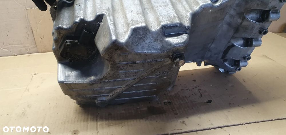 Miska olejowa oleju czujnik VW Touareg 7L 2.5 TDI 070103603H - 4
