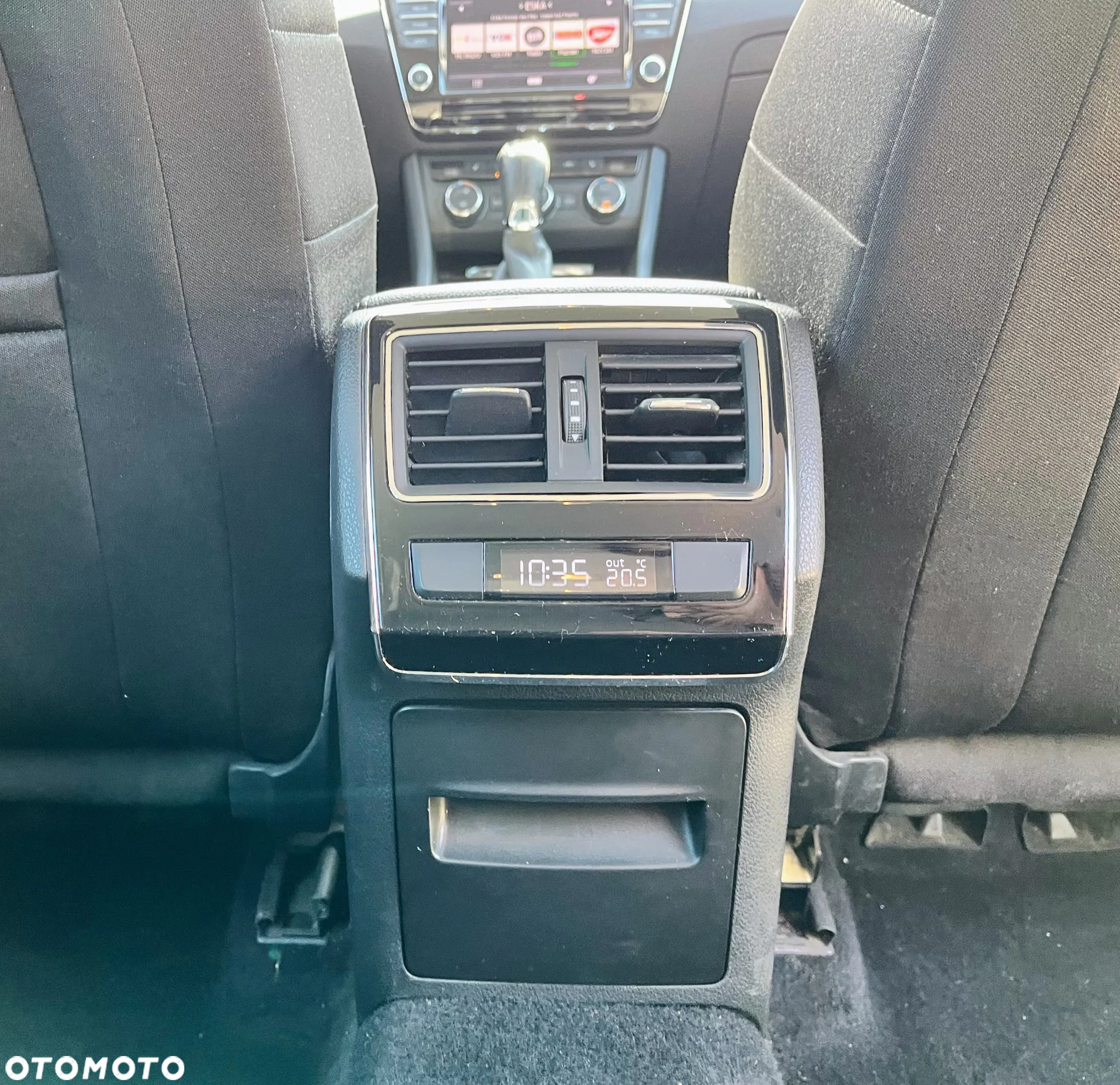 Skoda Superb 1.6 TDI Ambition DSG - 28