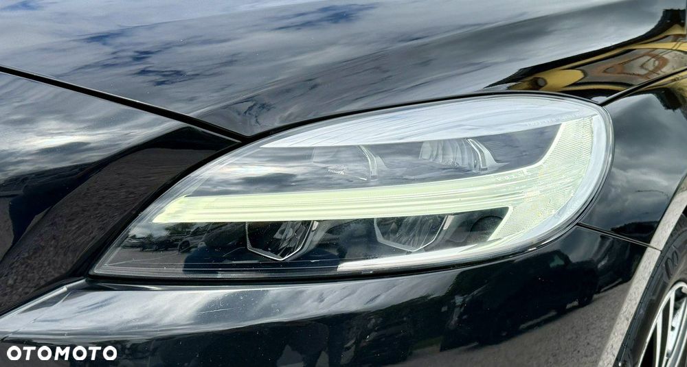 Volvo V40 Cross Country D3 Drive-E Momentum - 15