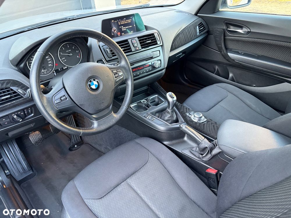 BMW Seria 1 116d EfficientDynamics Edition - 14