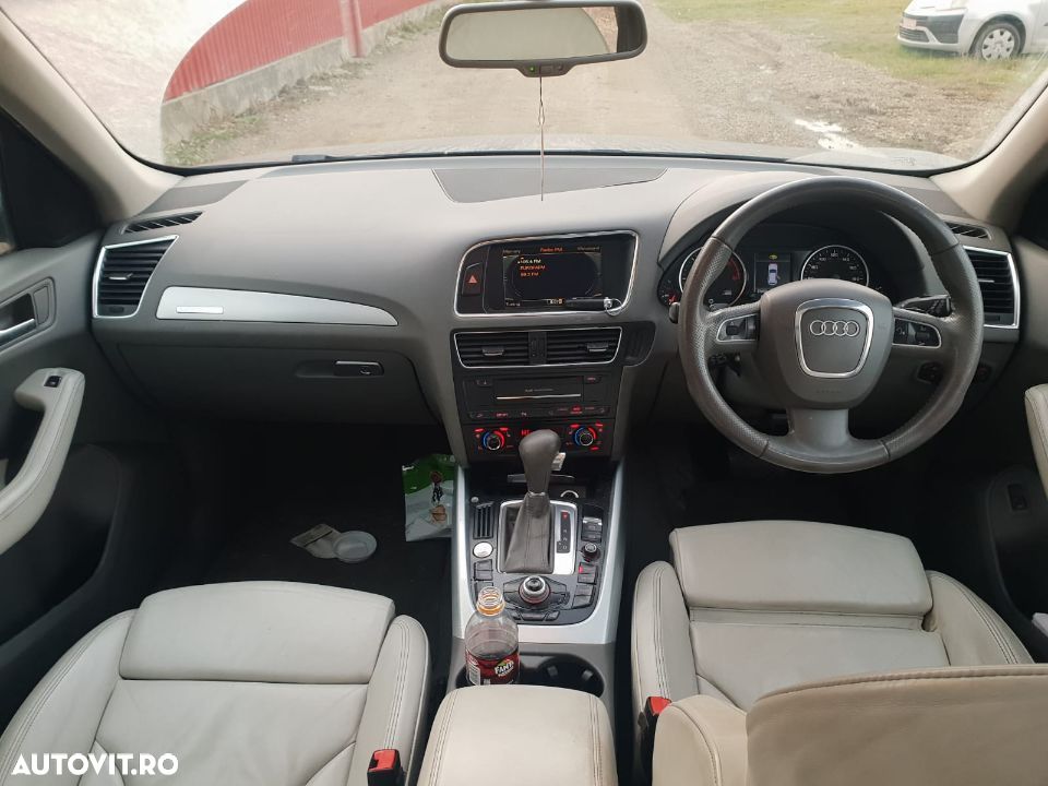 Dezmembrez Audi q5 4x4 2008 motor 3.0tdi 176kw 240cp CCWA cutie de viteze automata 7g tronic usa portiera stanga dreapta fata spate etrier fuzeta planetara bara capota dezmembrări a4 b8 a5 q7 - 5