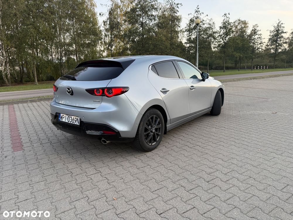 Mazda 3 SKYACTIV-G 2.0 M-Hybrid - 2