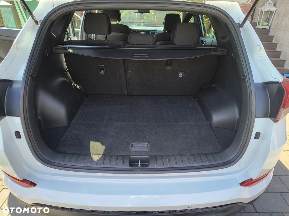 Hyundai Tucson 1.6 GDI BlueDrive GO 2WD - 8