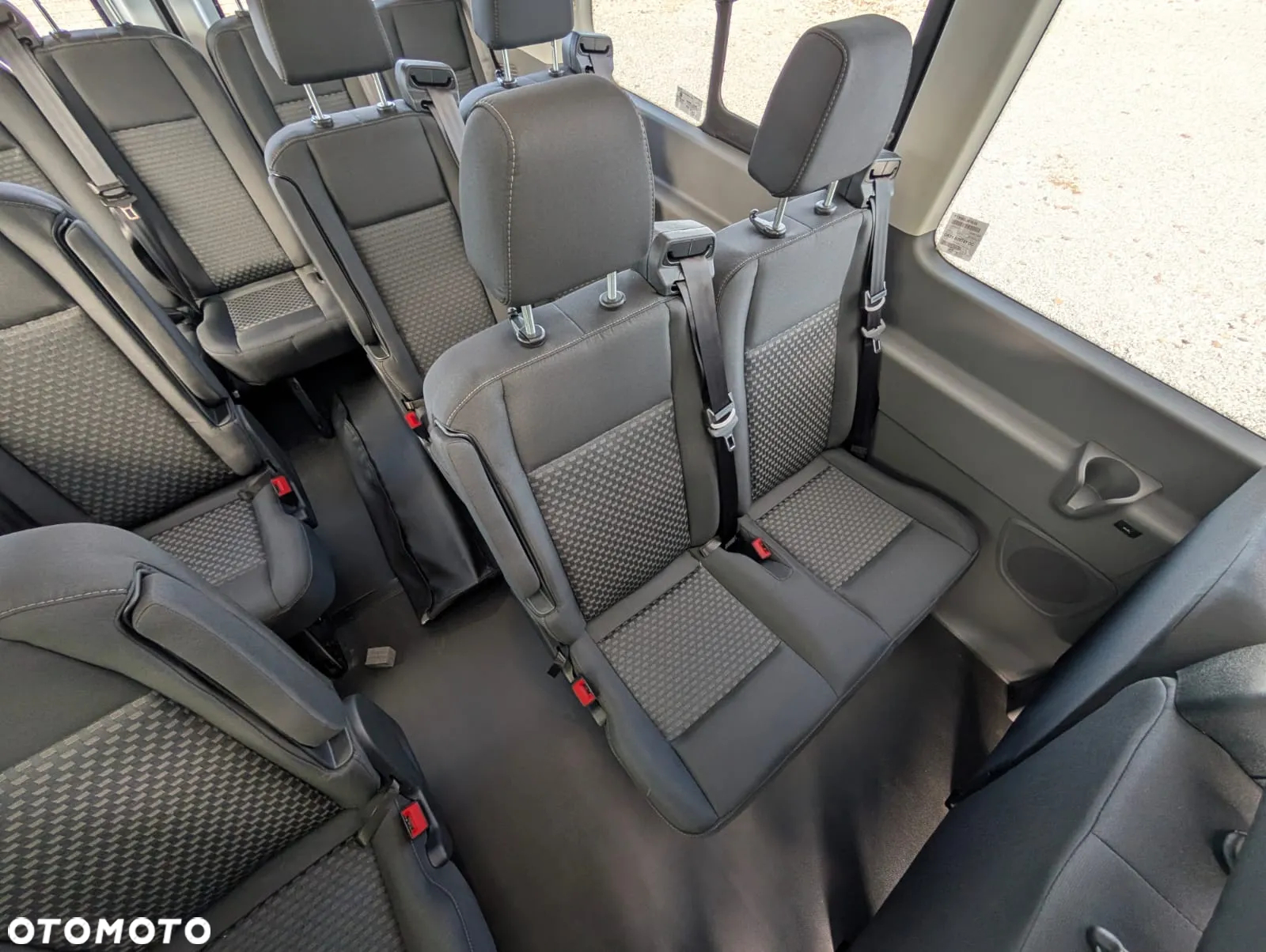 Ford Transit - 19