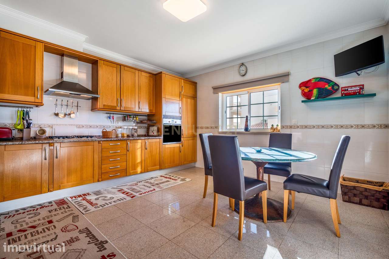 Apartamento T3 com Vista Mar, Piscina e Estacionamento – Edifício Belo - Grande imagem: 4/25