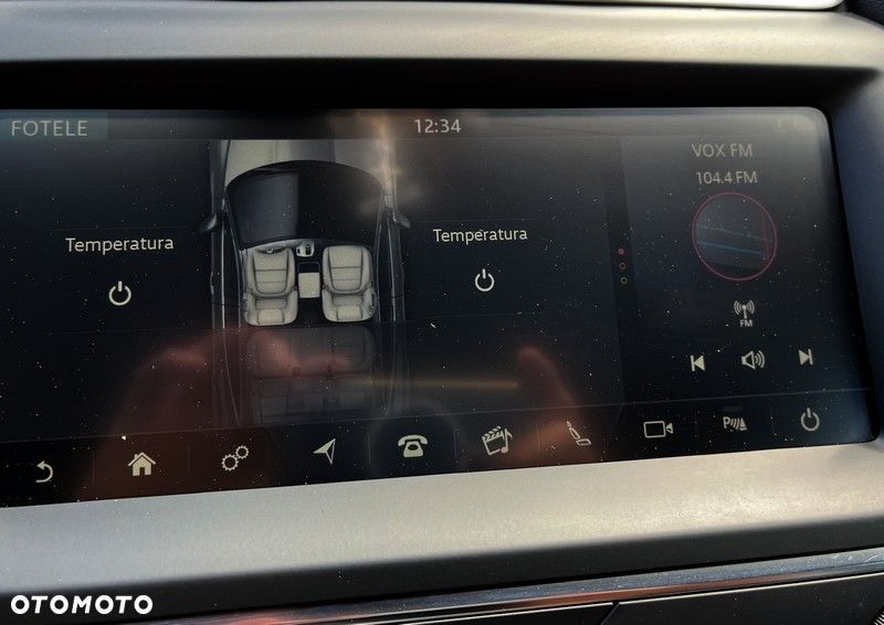 Jaguar E-Pace 2.0 i4D AWD R-Dynamic - 29