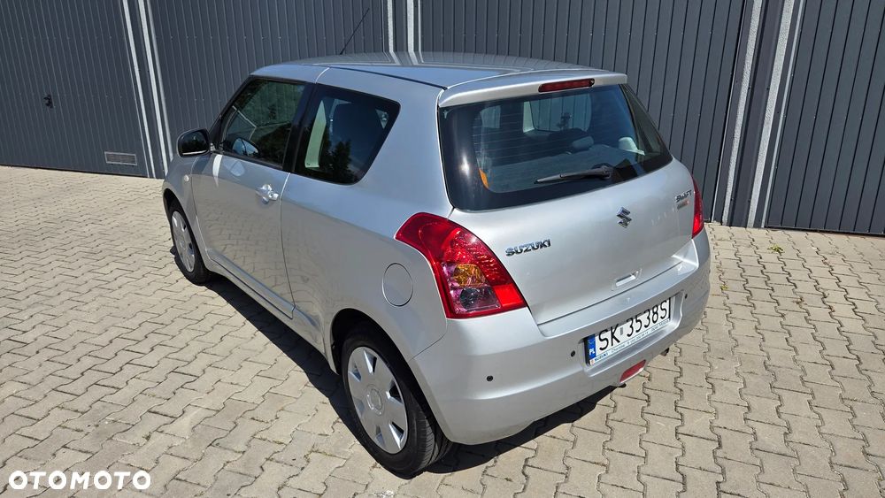 Suzuki Swift 1.3 Sakura - 7