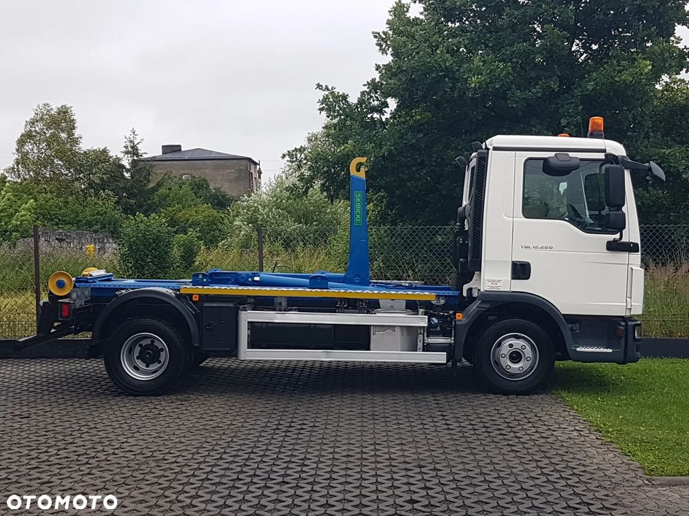 MAN TGL 12.220 HAKOWIEC SKIBICKI 4x2 KLIMA HAKOWIEC DO KONTENERÓW MANUAL 12T POD KONTENERY - 16