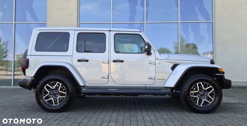 Jeep Wrangler Unlimited GME 2.0 Turbo Sahara - 2