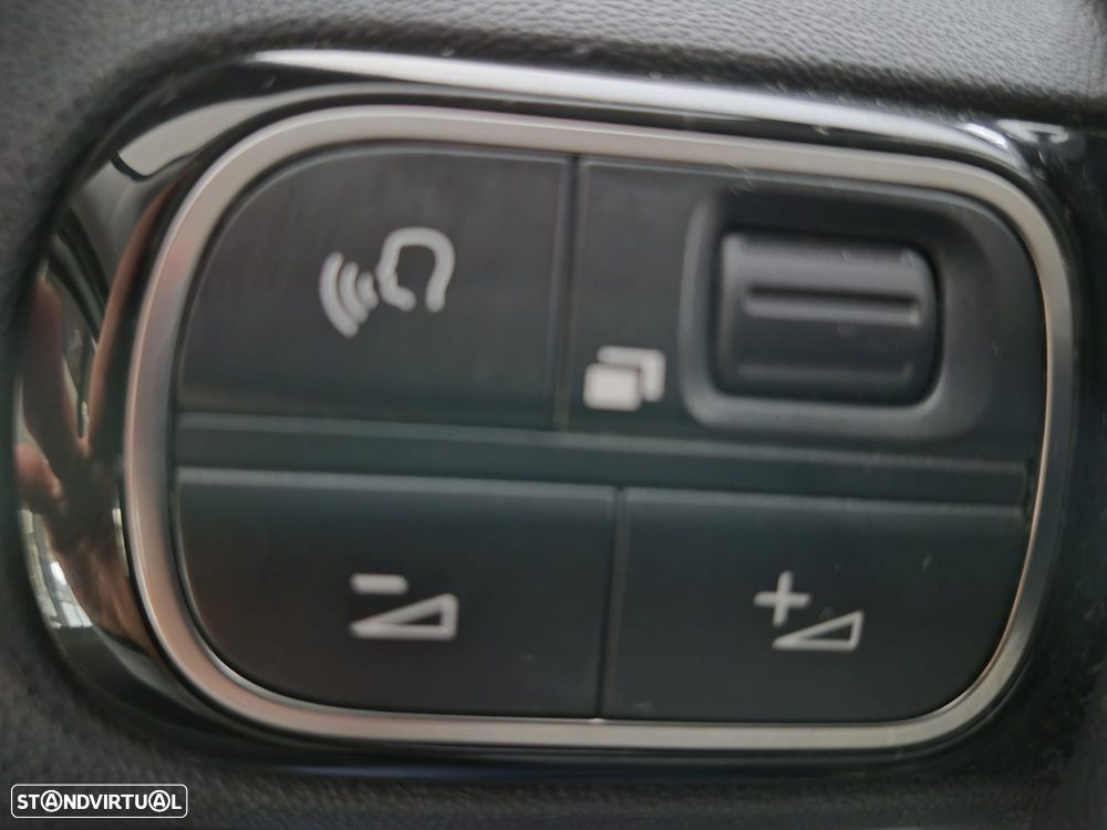 Citroën C3 1.2 PureTech Shine - 23