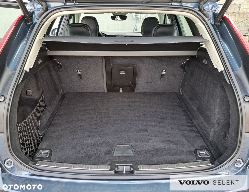 Volvo XC 60 - 30