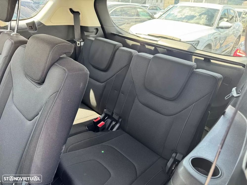 Ford S-Max 1.5 Eco Boost Start-Stopp TITANIUM - 14