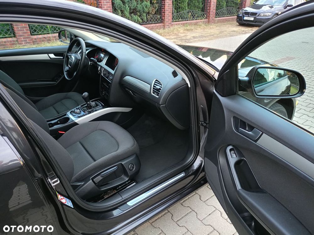 Audi A4 Avant - 11