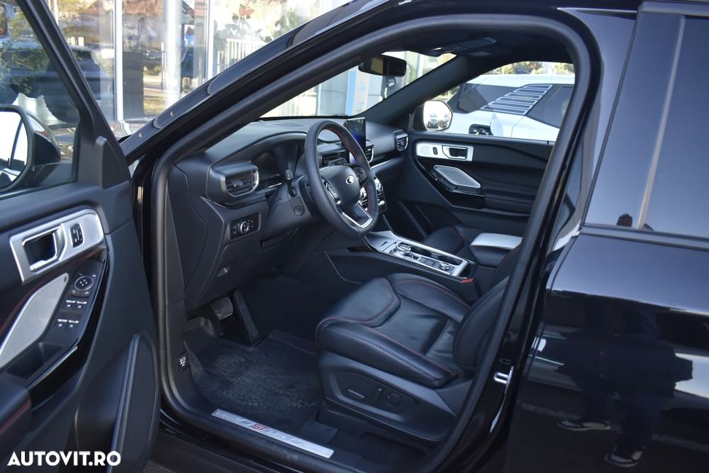 Ford Explorer 3.0 PHEV ST-Line - 31