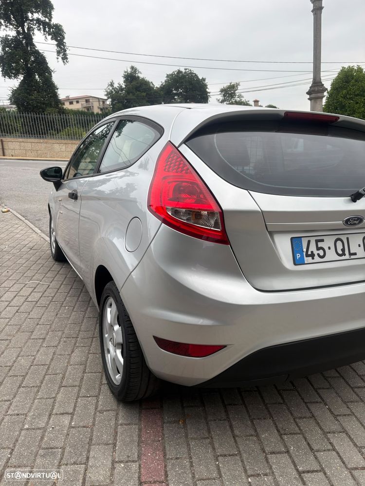 Ford Fiesta 1.4 TDCI - 4
