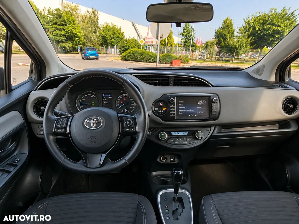 Toyota Yaris - 9