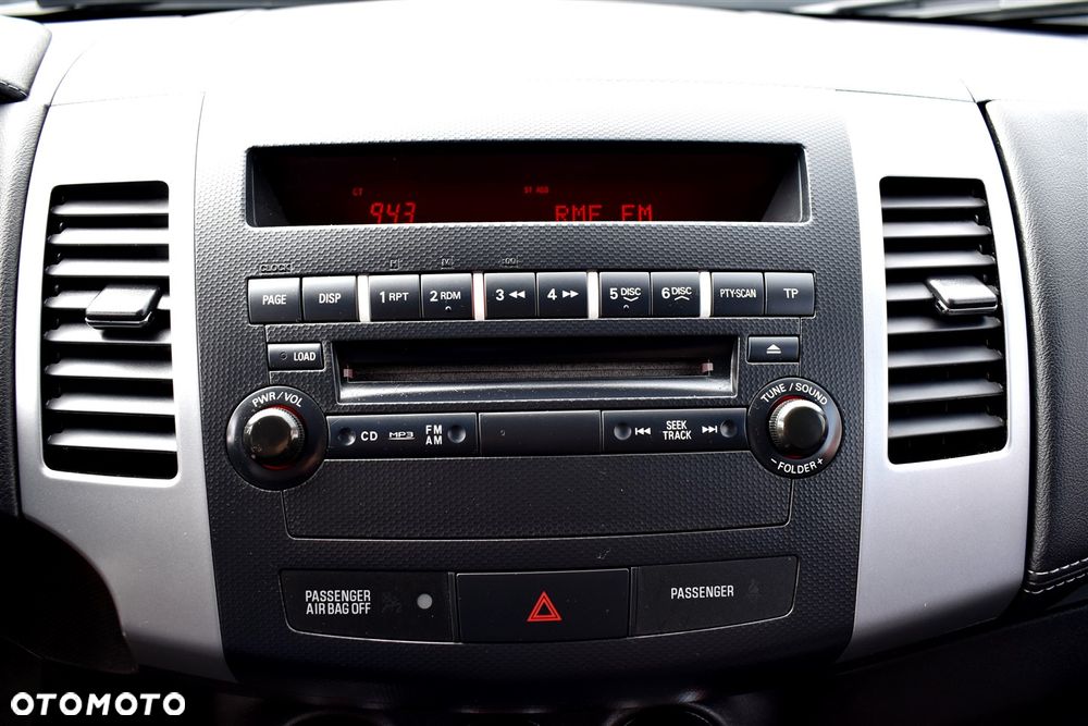 Mitsubishi Outlander 2.0 2WD Diamant Edition - 29