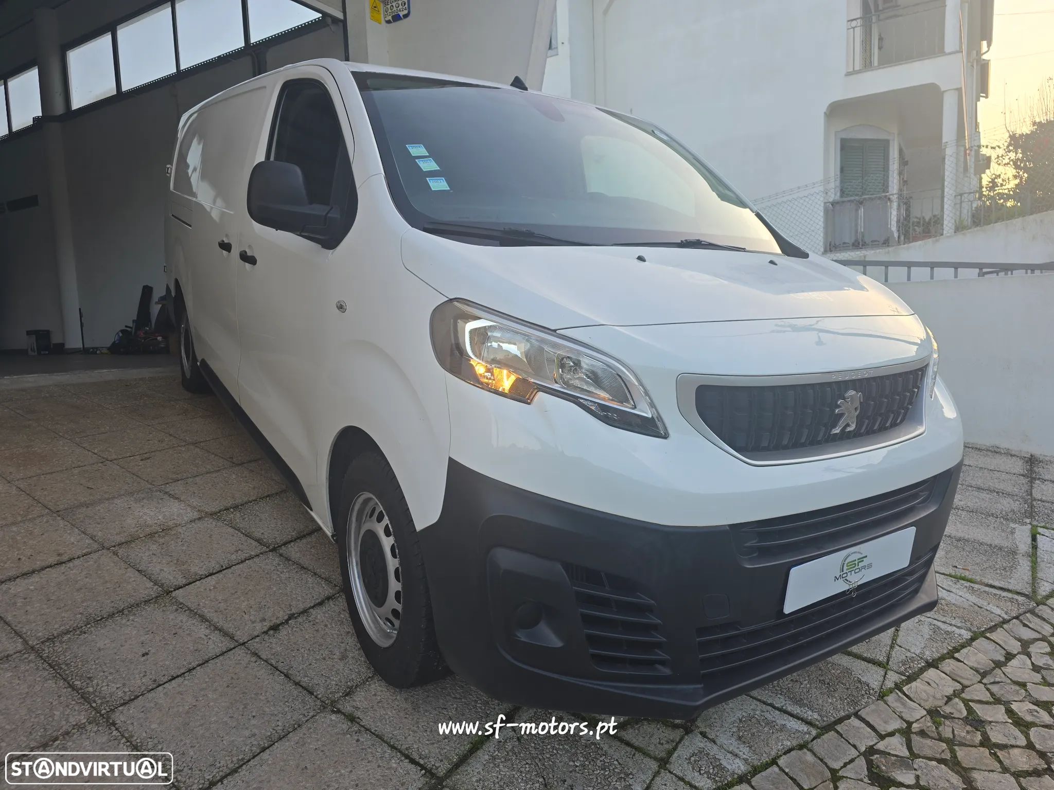 Peugeot Expert L2H1 - 1