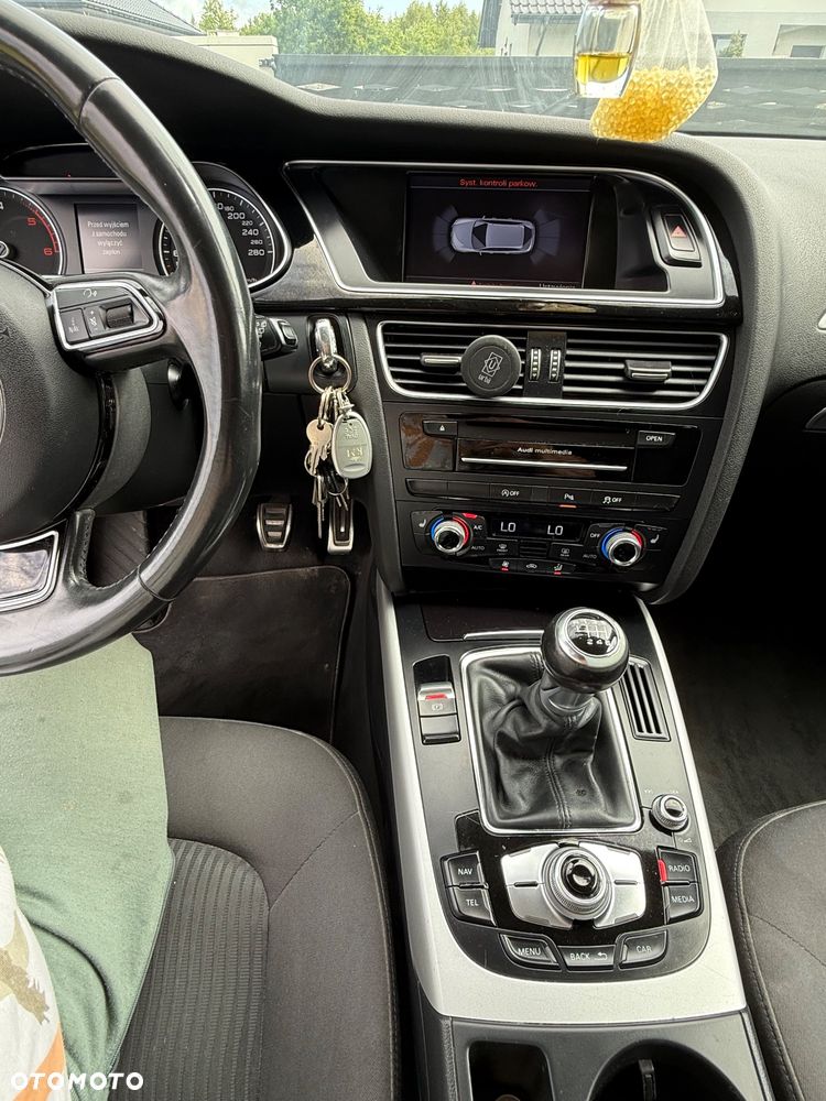 Audi A4 Avant 2.0 TDI - 5