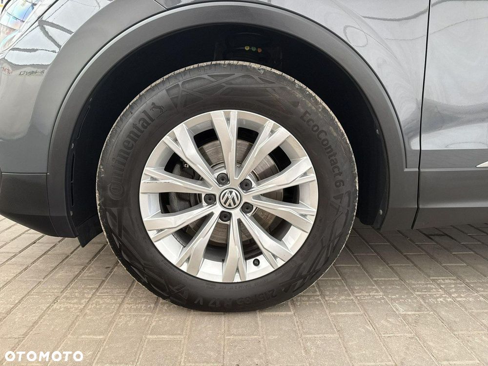 Volkswagen Tiguan - 21