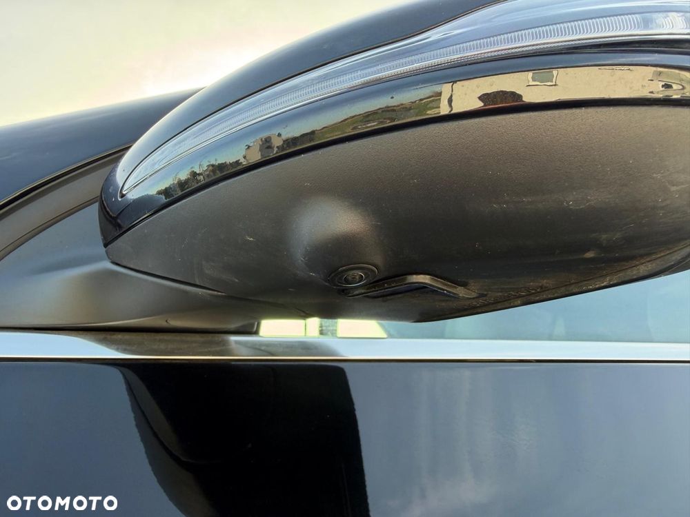 Mercedes-Benz GLA 180 AMG Line - 18