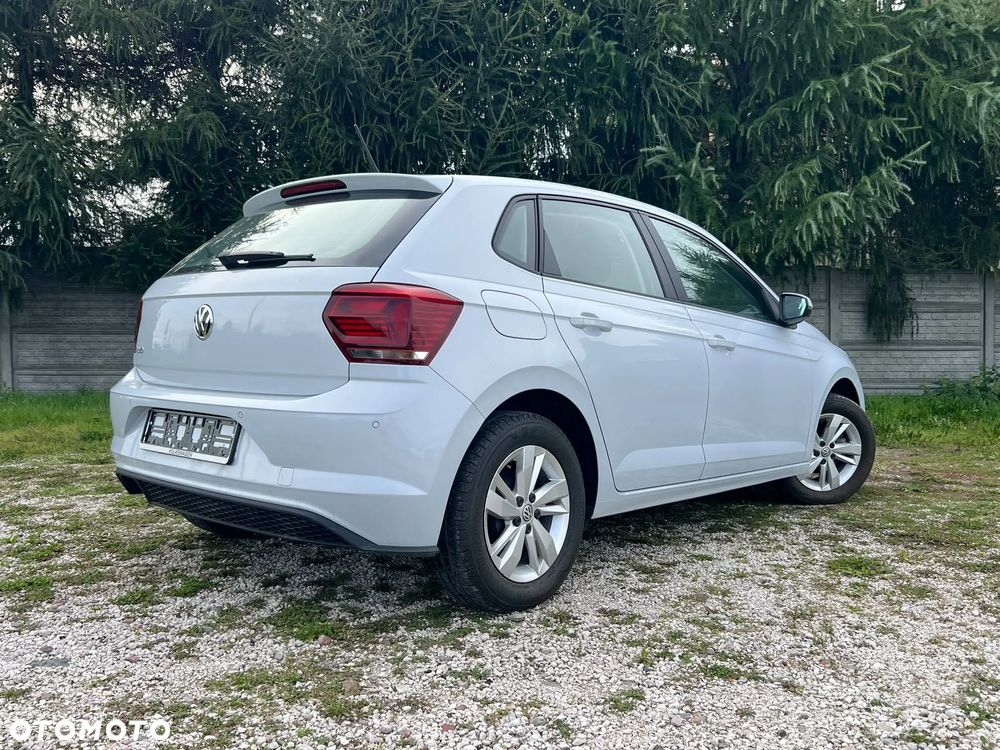 Volkswagen Polo 1.0 ACTIVE - 9
