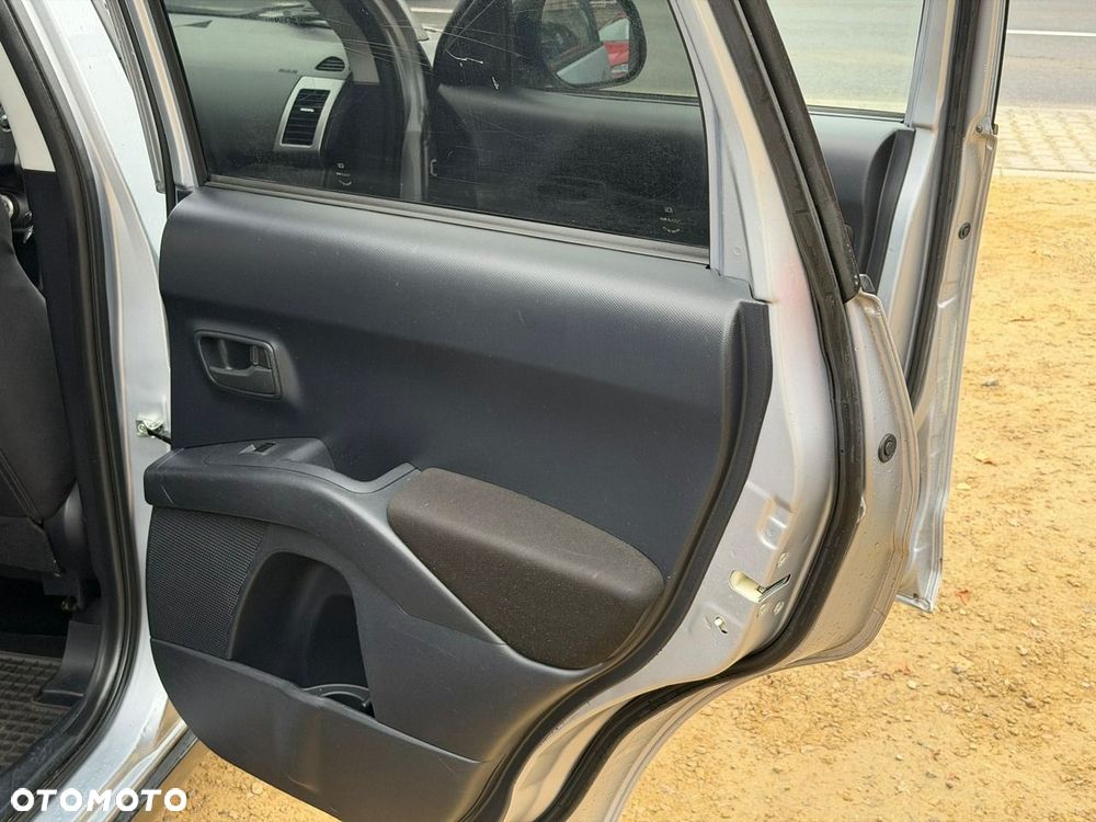 Mitsubishi Outlander 2010