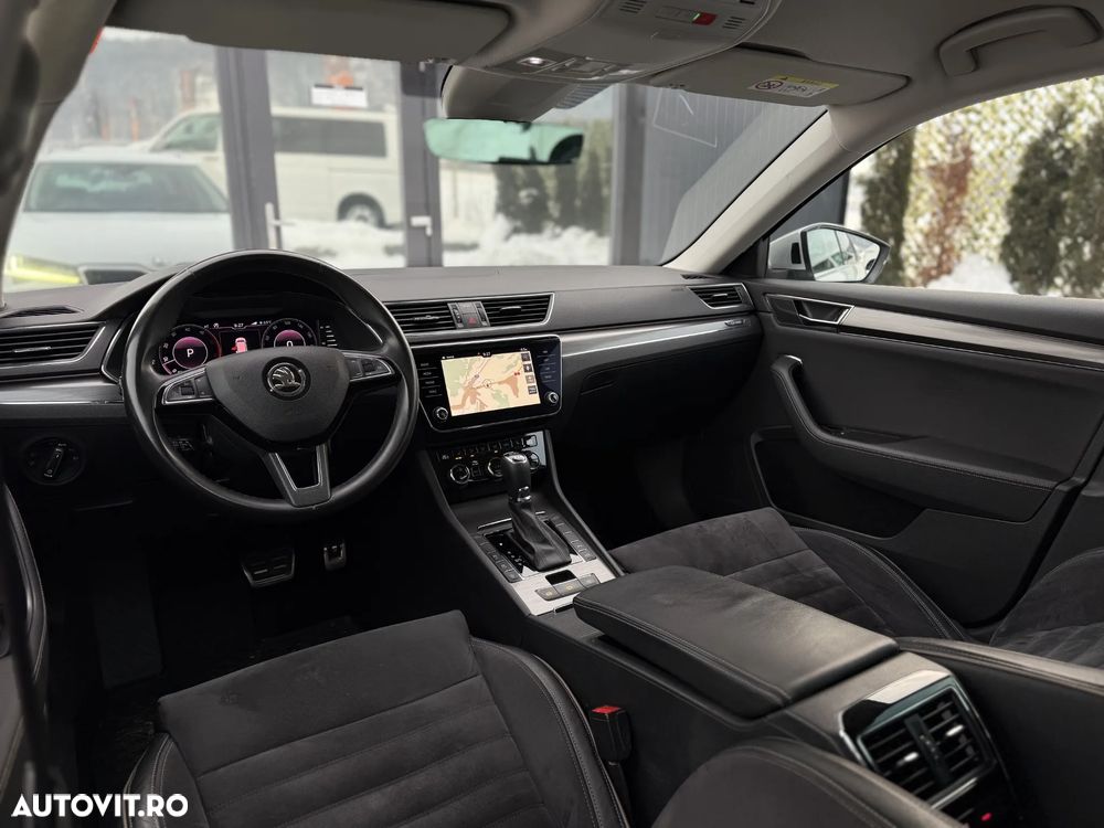 Skoda Superb 2.0 TDI 4X4 DSG Scout - 12