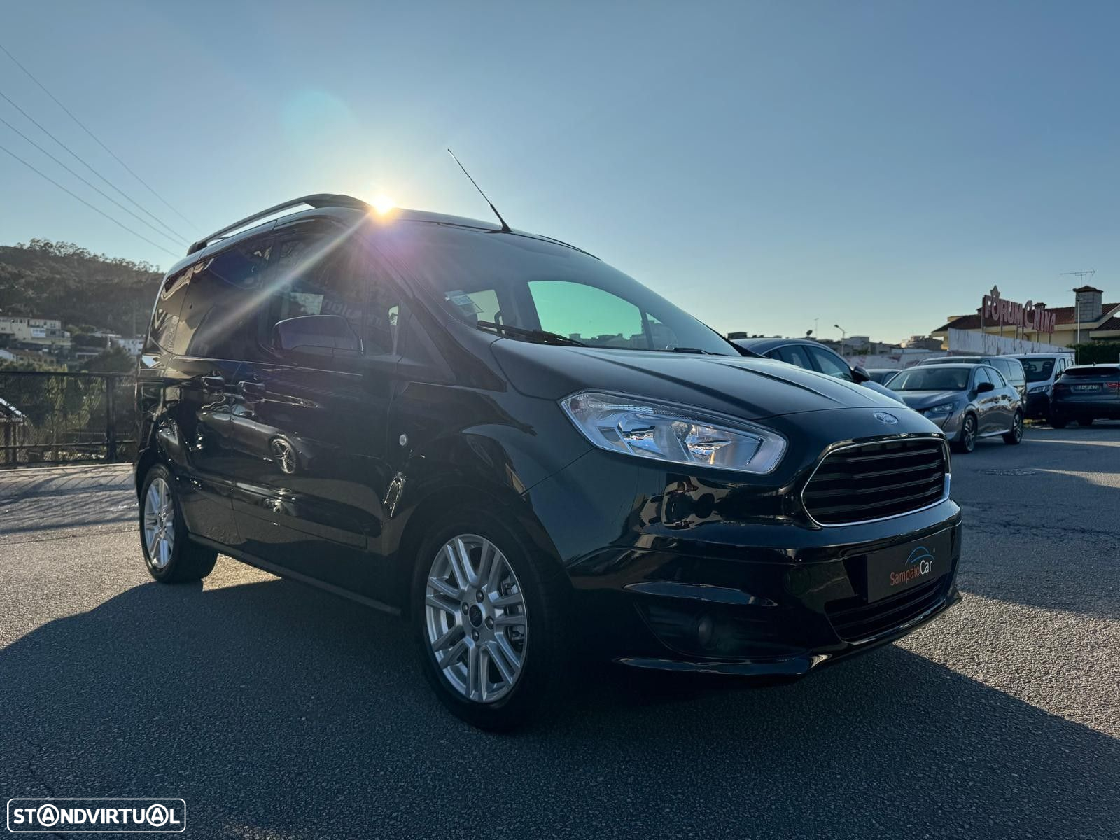 Ford Tourneo Courier 1.0 EcoBoost Titanium - 6