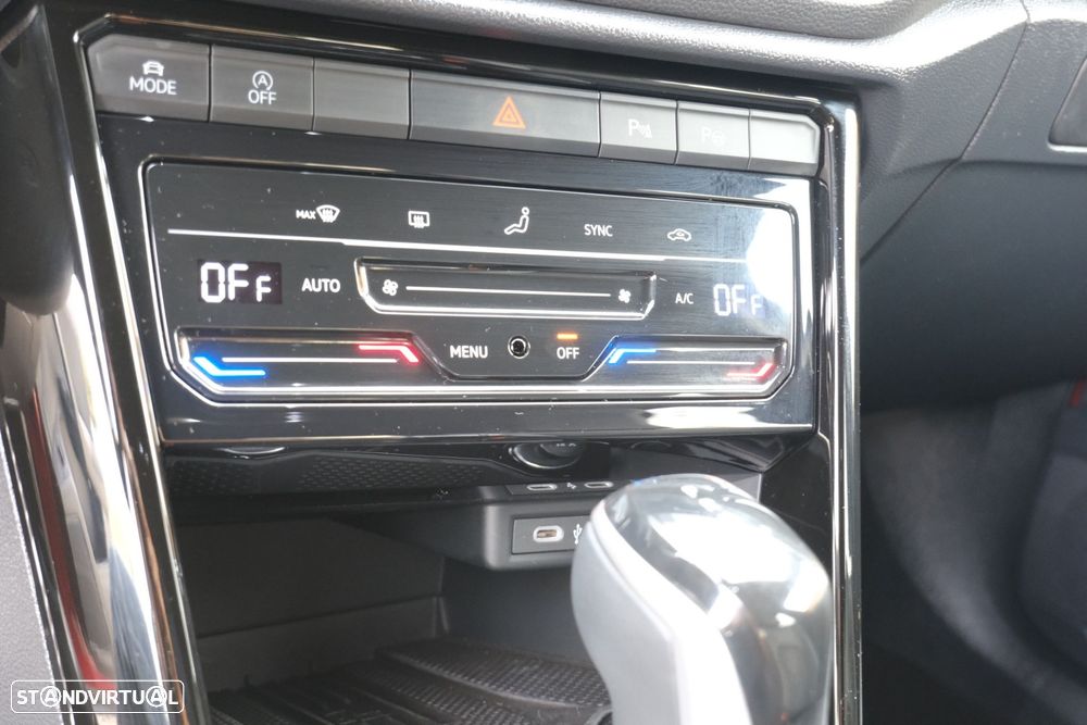 VW T-Roc 1.5 TSI R-Line DSG - 36
