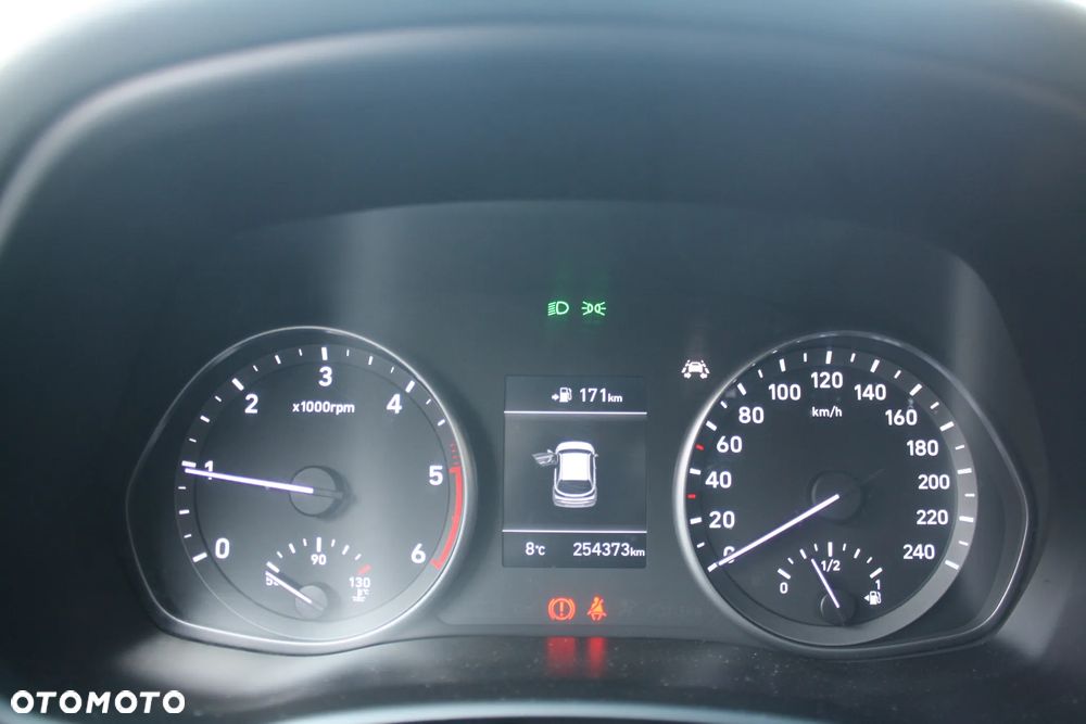 Hyundai i30 1.6 CRDi Premium - 13