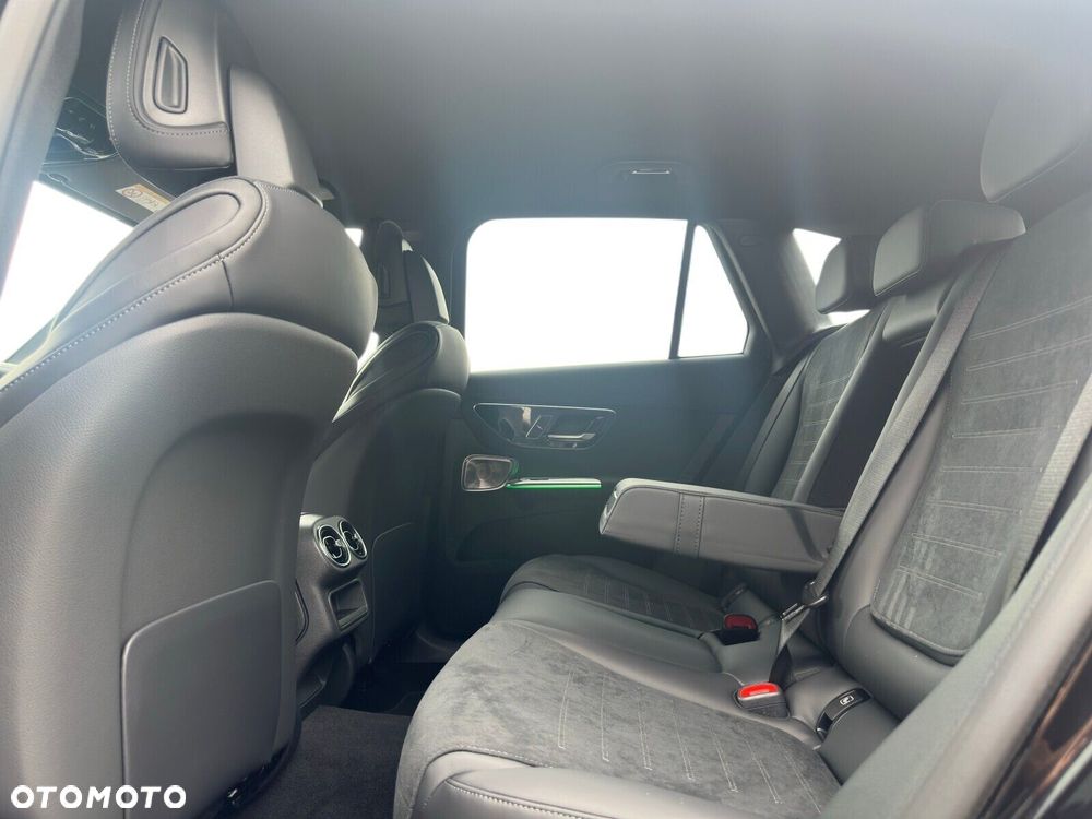Mercedes-Benz GLC 220 d mHEV 4-Matic AMG Line - 12